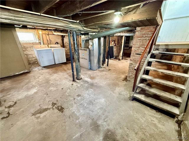 135 Wadsworth Street, Syracuse, NY 13203