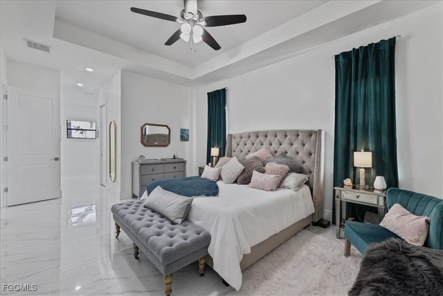 3310 SW 11th PL, Cape Coral, FL 33914