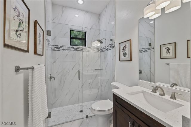 3310 SW 11th PL, Cape Coral, FL 33914