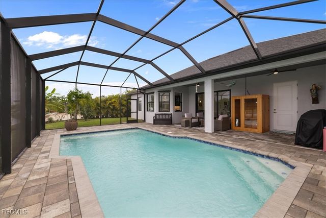 3310 SW 11th PL, Cape Coral, FL 33914