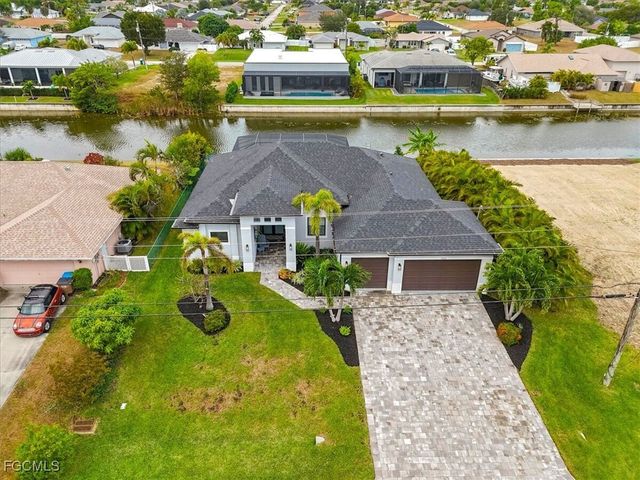 3310 SW 11th PL, Cape Coral, FL 33914