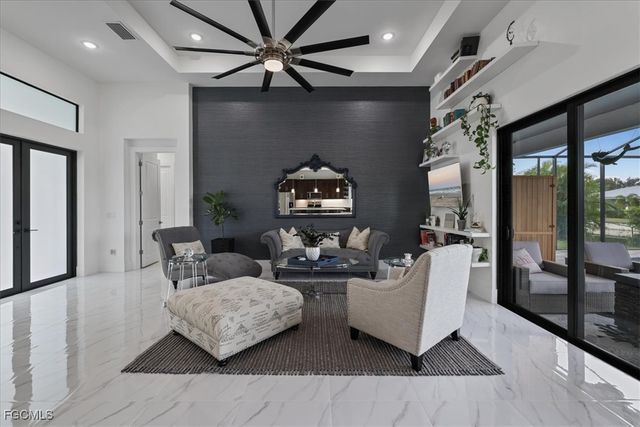 3310 SW 11th PL, Cape Coral, FL 33914