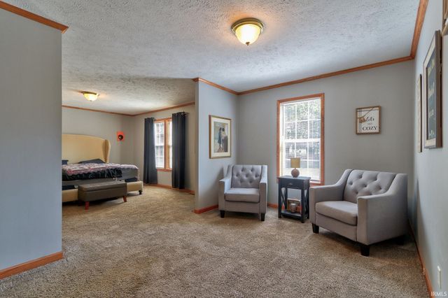 9596 W 575 S, Owensville, IN 47665