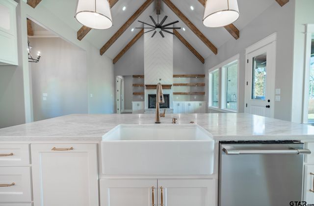 155 Kingston Crossing, Bullard, TX 75757