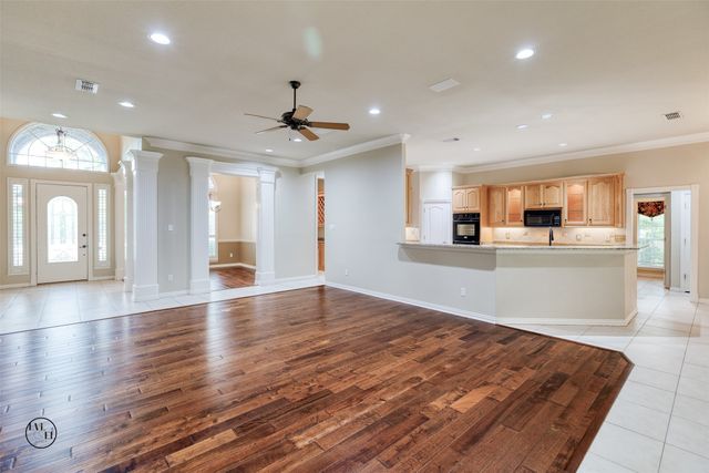 7308 Wooded Acres Trail, Mansfield, TX 76063