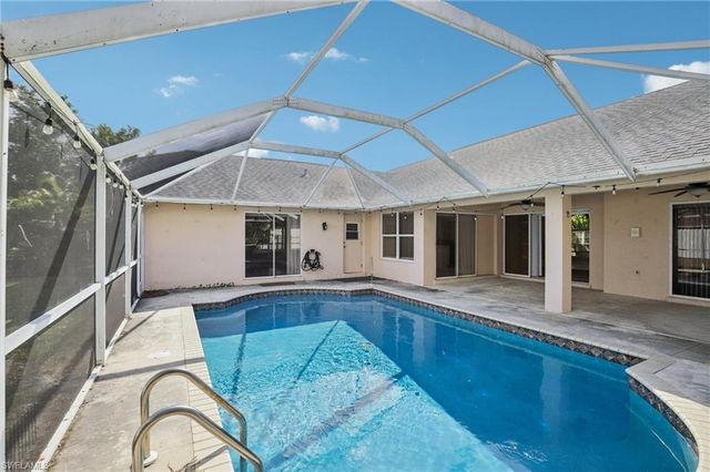 401 NE 23rd AVE, Cape Coral, FL 33909