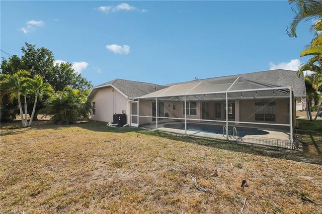 401 NE 23rd AVE, Cape Coral, FL 33909