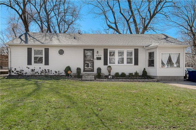 11315 W 68th Street, Shawnee, KS 66203