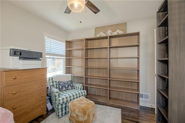 11315 W 68th Street, Shawnee, KS 66203