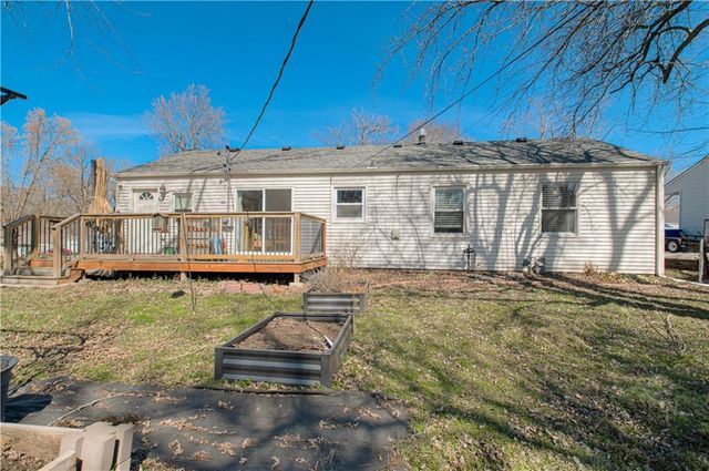 11315 W 68th Street, Shawnee, KS 66203