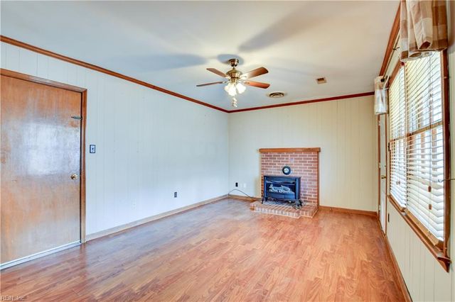 133 Fairmont DR, Hampton, VA 23666