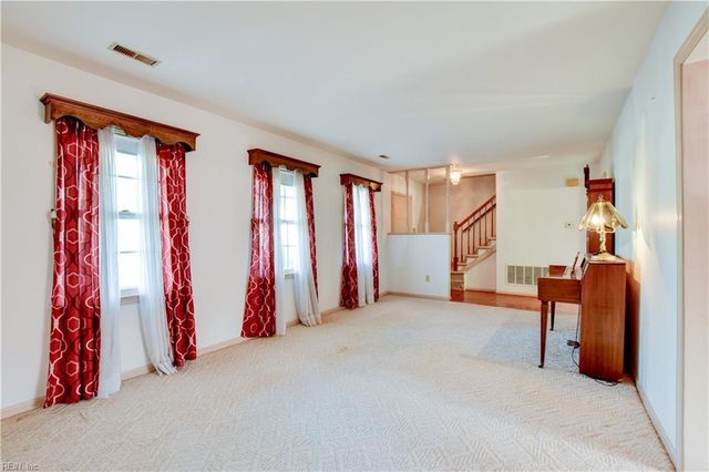 133 Fairmont DR, Hampton, VA 23666