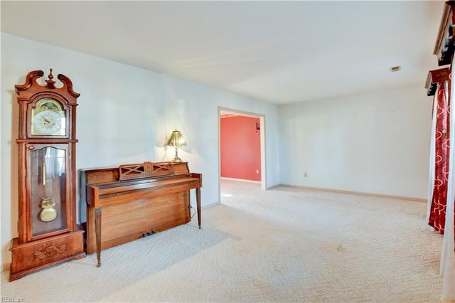 133 Fairmont DR, Hampton, VA 23666