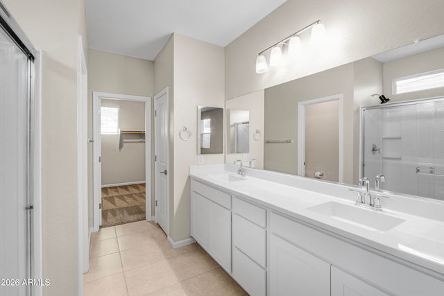 17419 W Patrick Lane, Surprise, AZ 85387