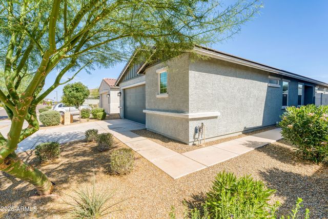 17419 W Patrick Lane, Surprise, AZ 85387