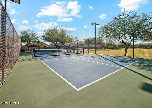 17419 W Patrick Lane, Surprise, AZ 85387