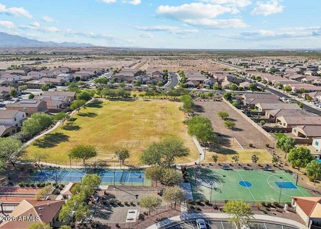 17419 W Patrick Lane, Surprise, AZ 85387