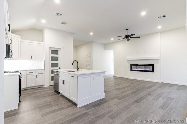116 S 26th Street, Collinsville, OK 74021
