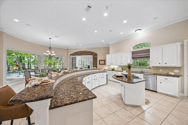 9519 Clubhouse Circle, Magnolia, TX 77354