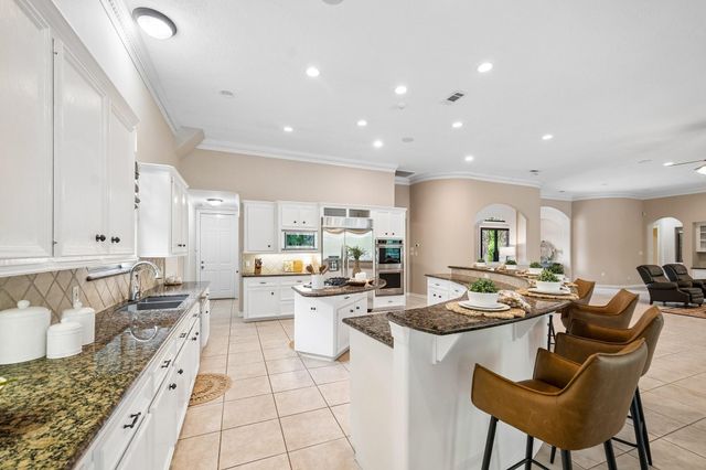 9519 Clubhouse Circle, Magnolia, TX 77354