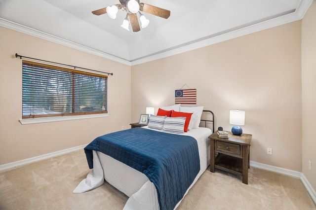 9519 Clubhouse Circle, Magnolia, TX 77354