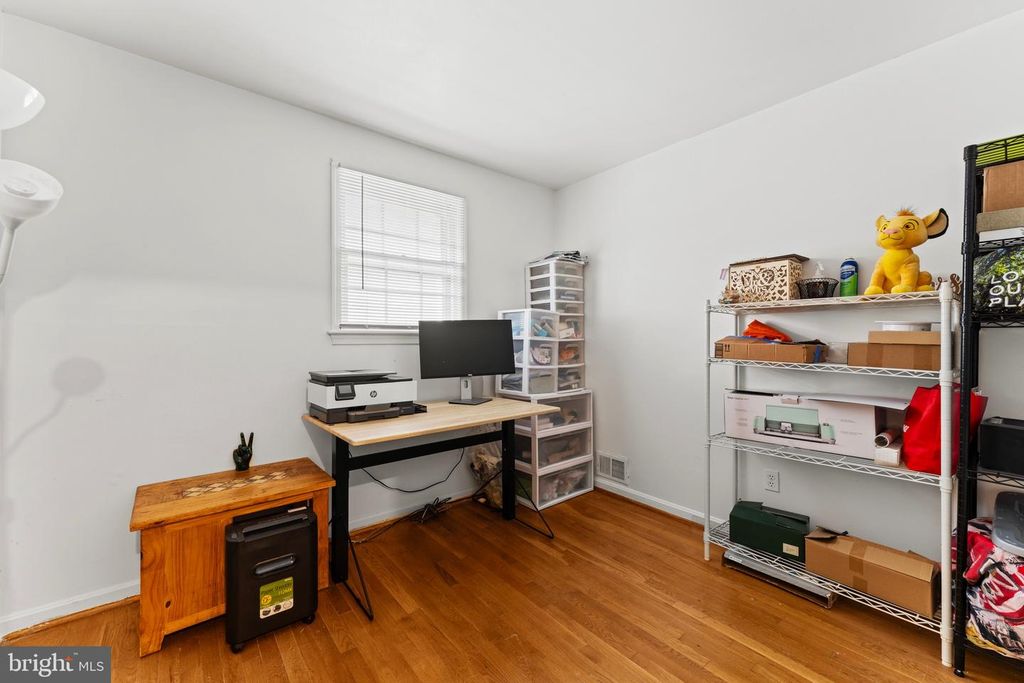 Image 16 of property listing at 3403 STONESBORO RD, Fort Washington, MD 20744
