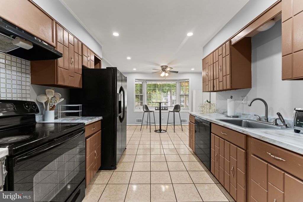 Image 29 of property listing at 3403 STONESBORO RD, Fort Washington, MD 20744