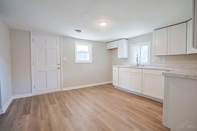 239 Cedar Street, Franklin, OH 45005