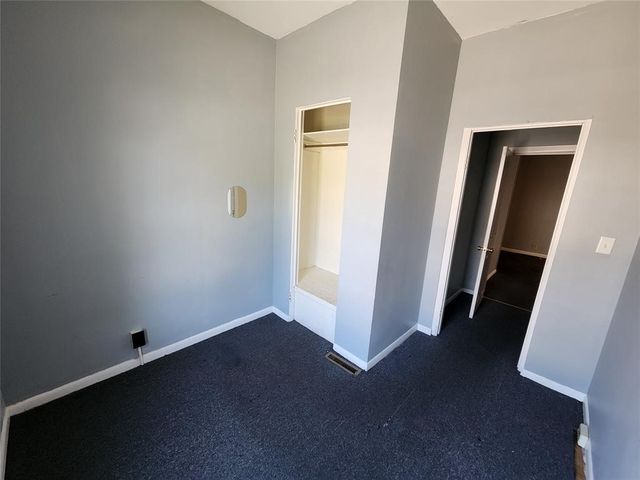 421-423 W 8TH Street, Erie, PA 16502