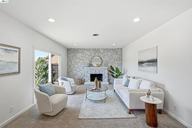 3 W Lake Ct., Antioch, CA 94509