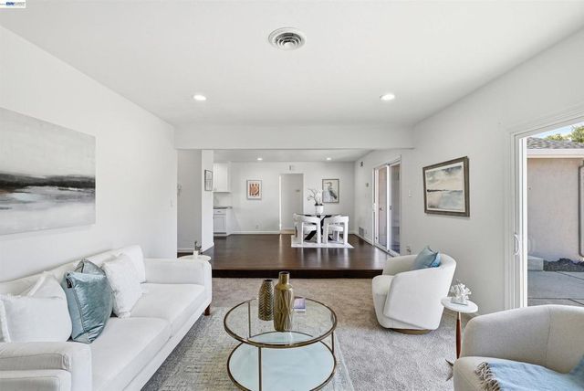 3 W Lake Ct., Antioch, CA 94509