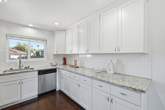 3 W Lake Ct., Antioch, CA 94509