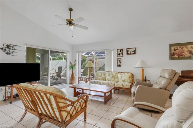 11011 Linnet LN, Naples, FL 34119