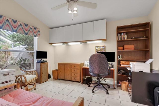 11011 Linnet LN, Naples, FL 34119
