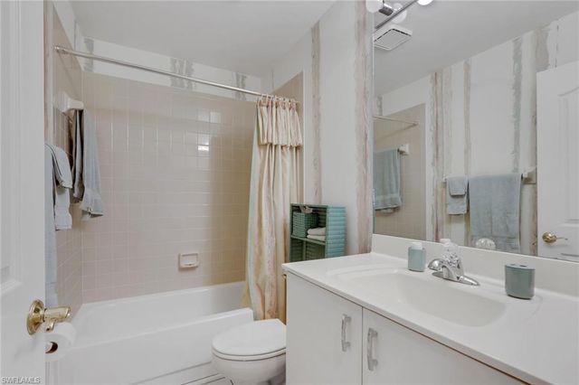 11011 Linnet LN, Naples, FL 34119