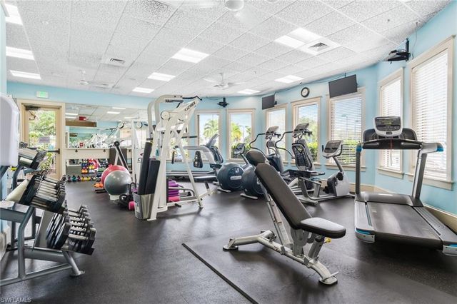 11011 Linnet LN, Naples, FL 34119