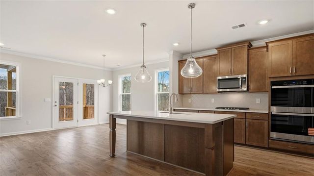 1921 Endress Circle, Hampton, GA 30228