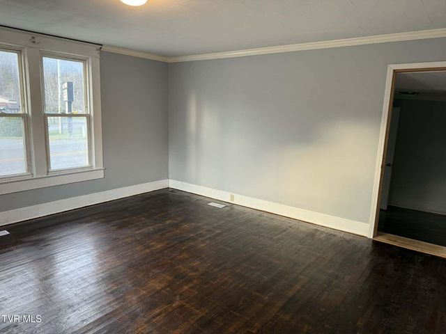 620 East Gilley Avenue, Big Stone Gap, VA 24219