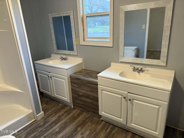 620 East Gilley Avenue, Big Stone Gap, VA 24219