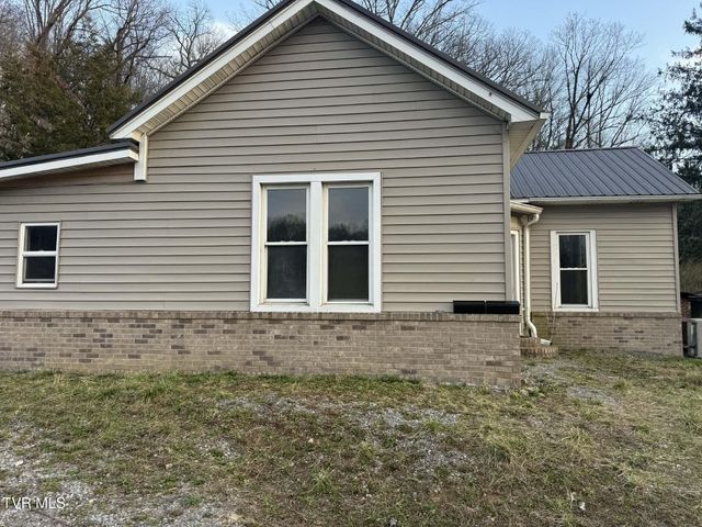 620 East Gilley Avenue, Big Stone Gap, VA 24219