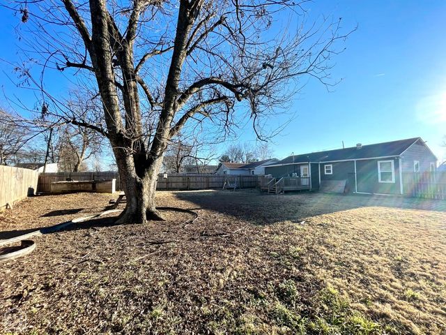 145 S Parkview Drive, Trumann, AR 72472