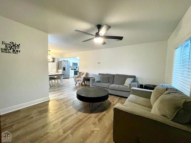 145 S Parkview Drive, Trumann, AR 72472