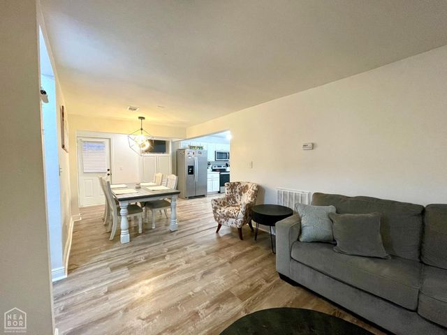 145 S Parkview Drive, Trumann, AR 72472