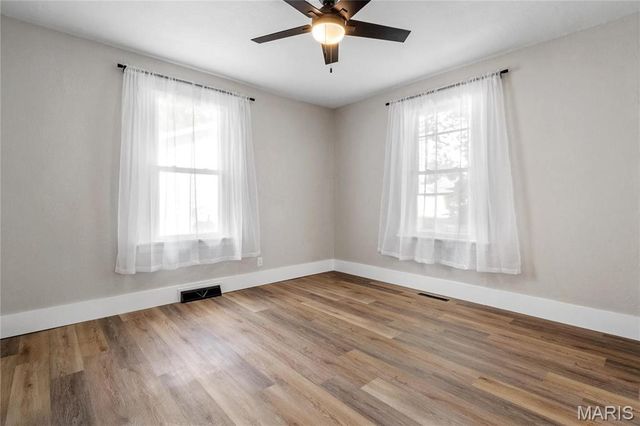 318 N CEDAR Street, O'fallon, IL 62269