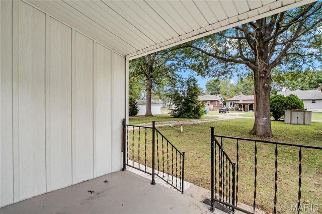 318 N CEDAR Street, O'fallon, IL 62269
