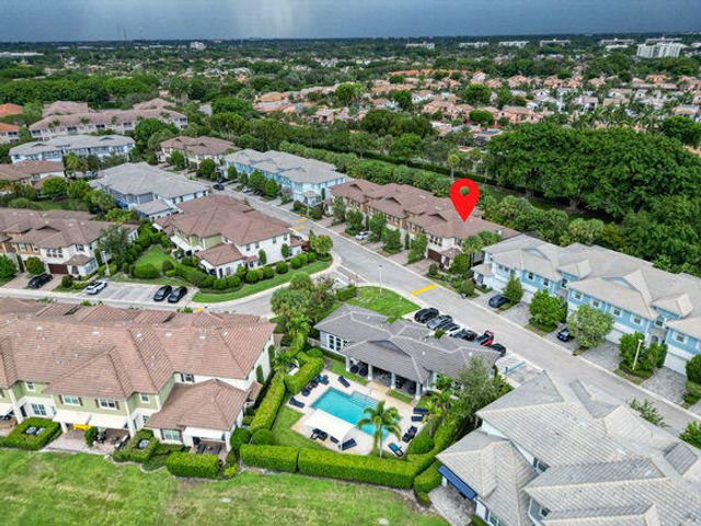 23008 Clear Echo Drive 11, Boca Raton, FL 33433