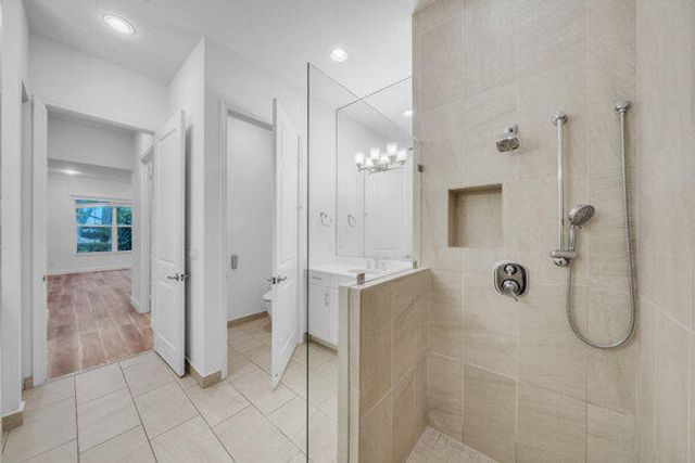 23008 Clear Echo Drive 11, Boca Raton, FL 33433