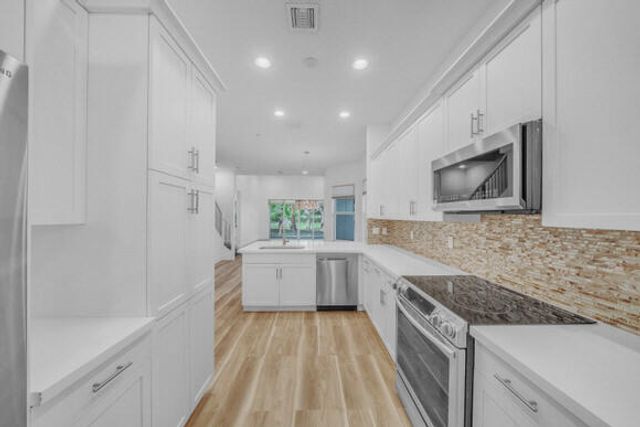 23008 Clear Echo Drive 11, Boca Raton, FL 33433