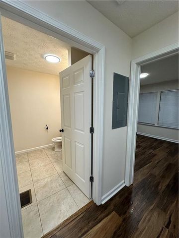 1011 Estes Drive SW B2, Atlanta, GA 30310