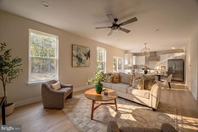 108 BLUE ANCHOR RD, Sicklerville, NJ 08081
